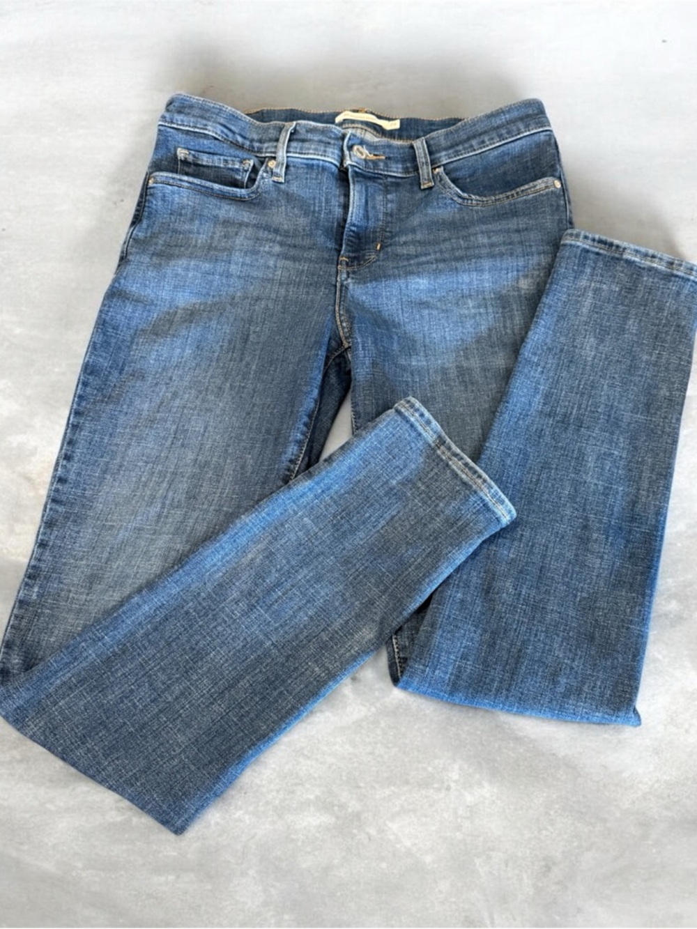 Levis 311 shaping skinny jeans